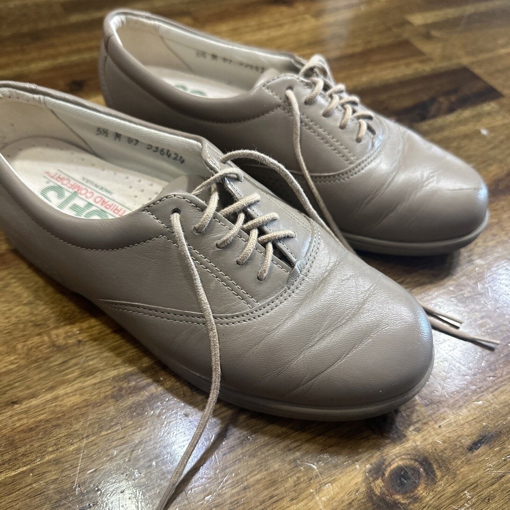 SAS Women's 5.5 Walking Shoes Whisper Tripad Comfort‎ Orthopedic Tennis Beige